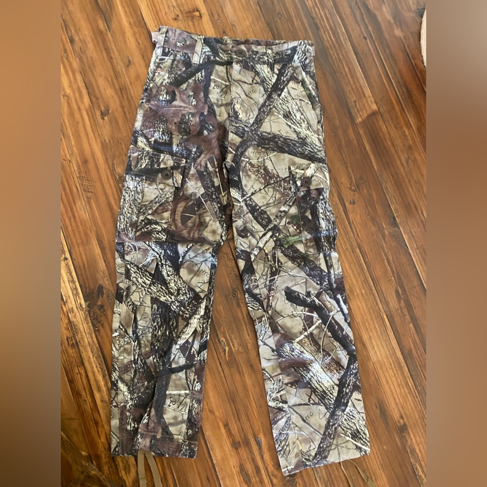 Boys Red Head Medium 8 camo pants